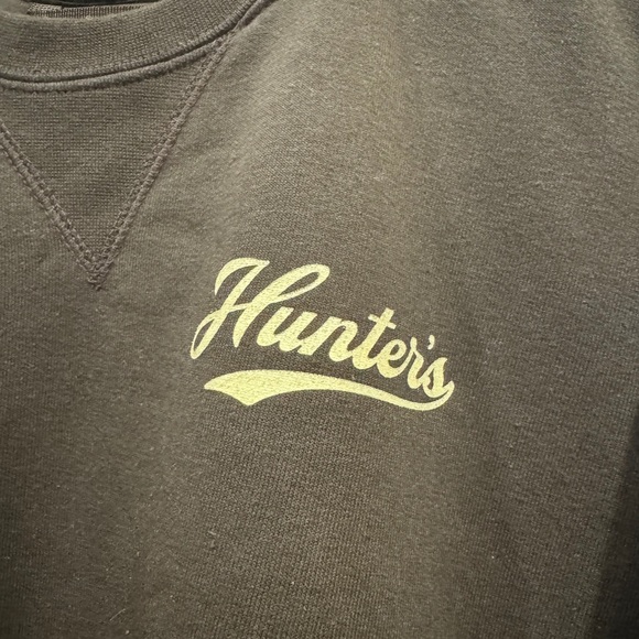 Carhartt Loose Fit Men's midweight sweatshirt for everyday layering. - Picture 3 of 7